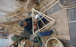 ベッドの天蓋製作の様子1