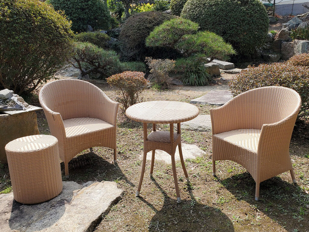 ノワール アームチェア｜MRJ-030 |ラタン調チェア・人工ラタンガーデン