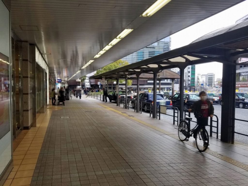 ７，タクシー乗り場から当店まで約８分です。