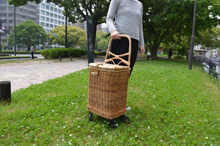 雨風に強くお洒落なショッピングカート