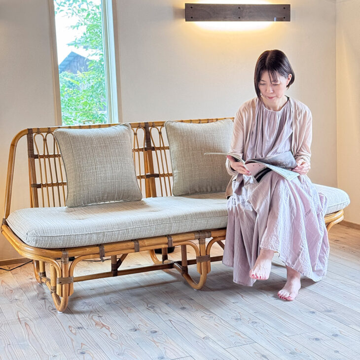 SF-168-yuracouch-image03