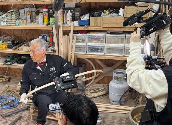 じゅん散歩でみうらラタン工房の様子